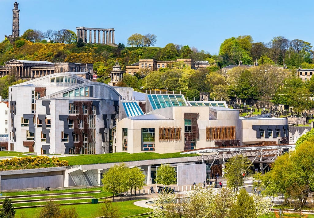 scottish-parliament (1) hollyrood-building